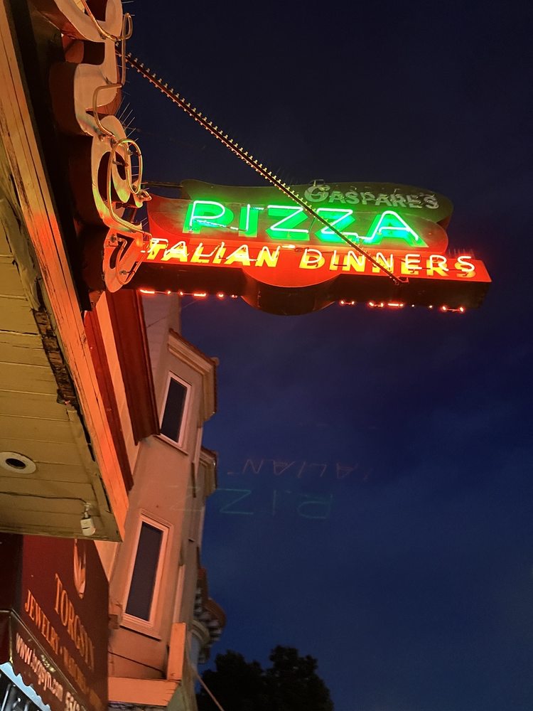 Gaspare's Pizza House & Italian Restaurant