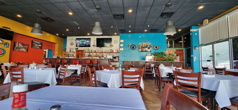 Los Primos Latin American Cuisine