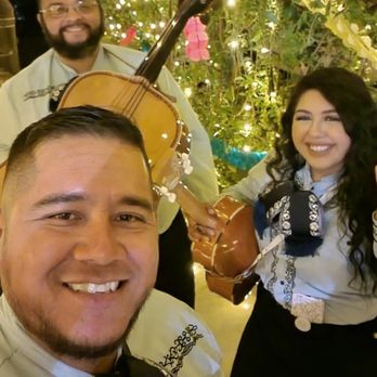 Mariachi Melodia de Mexico - Musicians Near Me Mariachi Melodia de Mexico - Musicians Near Me