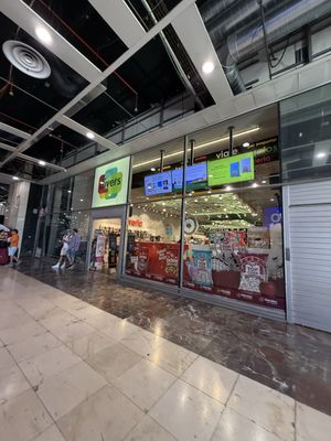 Barcelona-Sants by null