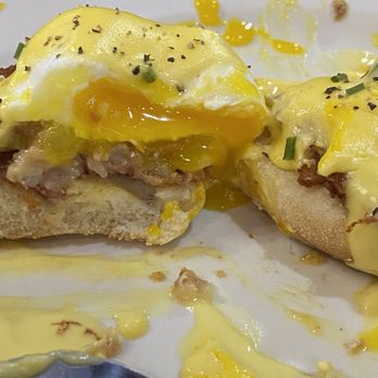 Mimi's Star Café - Breakfast & Brunch Near Me - Dallas, Texas
