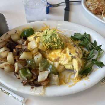 24th Street Cafe - Tri Tri-Tip & Cheddar Cheese Omelet and roasted potatoes - Diners Near Me - Bakersfield, California 24th Street Cafe - Tri Tri-Tip & Cheddar Cheese Omelet and roasted potatoes - Diners Near Me - Bakersfield, California
