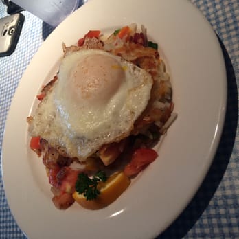 Moke's Bread & Breakfast - Breakfast & Brunch Near Me - Kailua, Hawaii