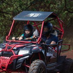 Coral Crater Adventure Park - Hold on tight!