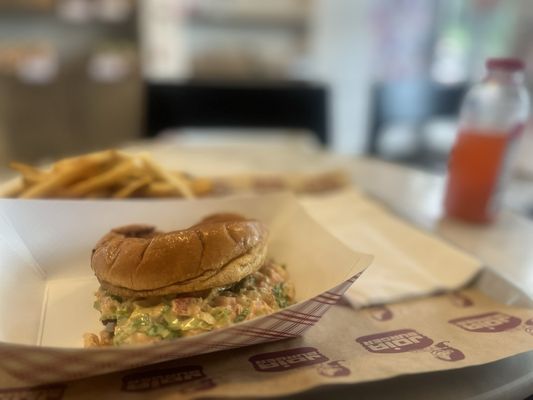 Joia Burger by null
