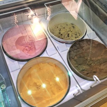 De Marco's Italian Restaurant - Yes, that is THRIFTY ice cream! Yummmm! - Italian Near Me - Globe, Arizona De Marco's Italian Restaurant - Yes, that is THRIFTY ice cream! Yummmm! - Italian Near Me - Globe, Arizona