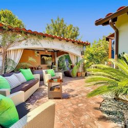 Corporate Mansions - Entertain your guests poolside on our spacious patios and shaded cabanas.