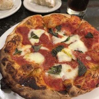 Giuseppe's - Margarita pizza - Italian Near Me - Williamsburg, Virginia