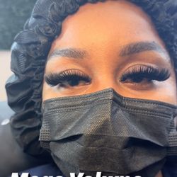 Elluxor Lash - @LongLashtheQueen_