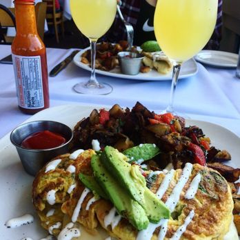 The 3rd Corner - New American Near Me - Encinitas, California