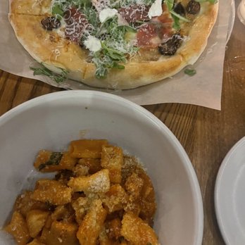 North Italia - Spicy Rigatoni Vodka Prosciutto Pizza - Italian Near Me - Austin, Texas North Italia - Spicy Rigatoni Vodka Prosciutto Pizza - Italian Near Me - Austin, Texas