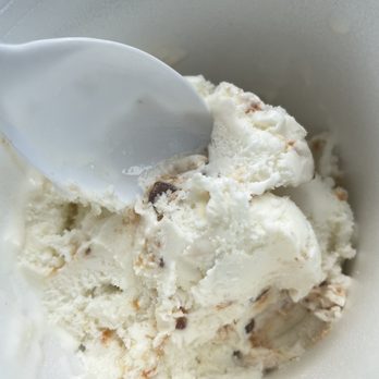 LaRue's Ice Cream - Icecream - Ice Cream & Frozen Yogurt Near Me - Dunnellon, Florida