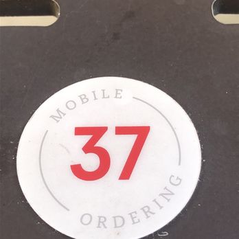 Chick-fil-A - Mobile order outside table - Fast Food Near Me - Mount Pleasant, South Carolina