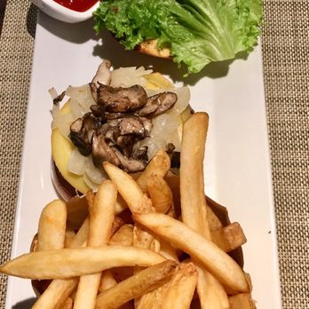 Fresh Salt - Burger - Seafood Near Me - Old Saybrook, Connecticut