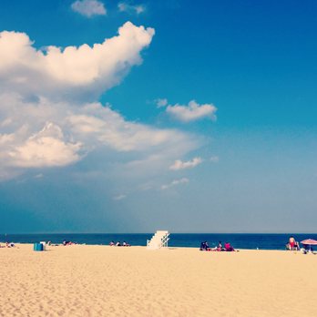 Playa Bowls - Gorgeous view of the beach from board walk in front of the playa bowl store - Juice Bars & Smoothies Near Me - Belmar, New Jersey Playa Bowls - Gorgeous view of the beach from board walk in front of the playa bowl store - Juice Bars & Smoothies Near Me - Belmar, New Jersey