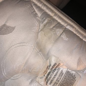 Hampton Inn Tulsa-Sand Springs - Mattress stain - Hotels Near Me - Tulsa, Oklahoma