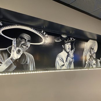 Los Rivera Cafe - Decor - Mexican Near Me - Danbury, Connecticut
