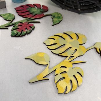 AR Workshop Tampa - Midway through: drying the leaves while we worked on the frame. - Art Classes Near Me - Tampa, Florida AR Workshop Tampa - Midway through: drying the leaves while we worked on the frame. - Art Classes Near Me - Tampa, Florida