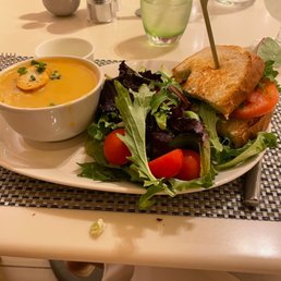 Salad/soup/ half sandwich combo