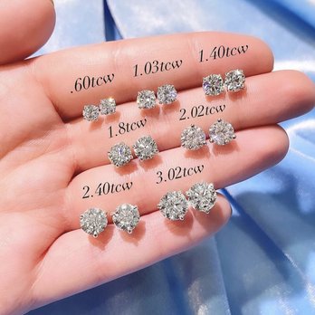 Daniel Levy Jewelry - Stud style diamond earrings - Jewelry Near Me - Chicago, Illinois