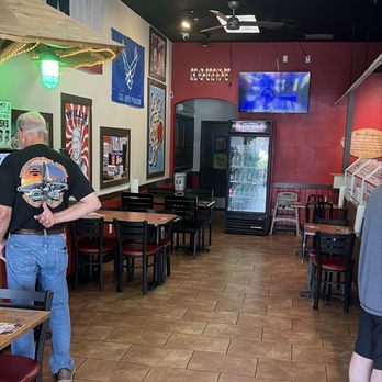 TEX 808 BBQ & Brews - Inside - Barbeque Near Me - Honolulu, Hawaii