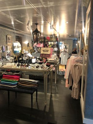 Kimara Ahnert Make Up Studio by null