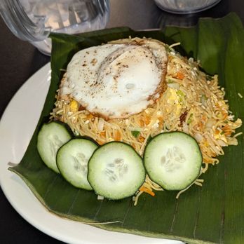 Spicy Lanka - Chicken Fried Noodles w.Fried Egg $15 - Sri Lankan Near Me - Richmond Hill, New York Spicy Lanka - Chicken Fried Noodles w.Fried Egg $15 - Sri Lankan Near Me - Richmond Hill, New York