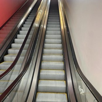 Burlington - Schindler 9300AE escalators, Burlington Las Vegas Strip - Department Stores Near Me - Las Vegas, Nevada