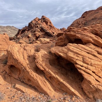 Redstone Dune Hike - Hiking Near Me - Overton, Nevada