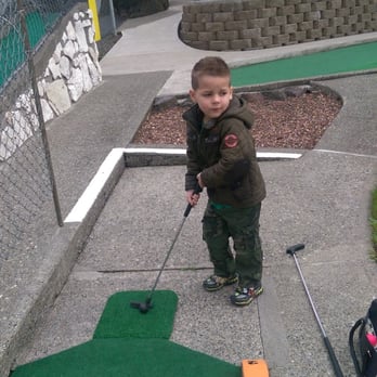 Parkland Putters - Hole 1 on the easy "boat" course - Mini Golf Near Me - Tacoma, Washington Parkland Putters - Hole 1 on the easy "boat" course - Mini Golf Near Me - Tacoma, Washington