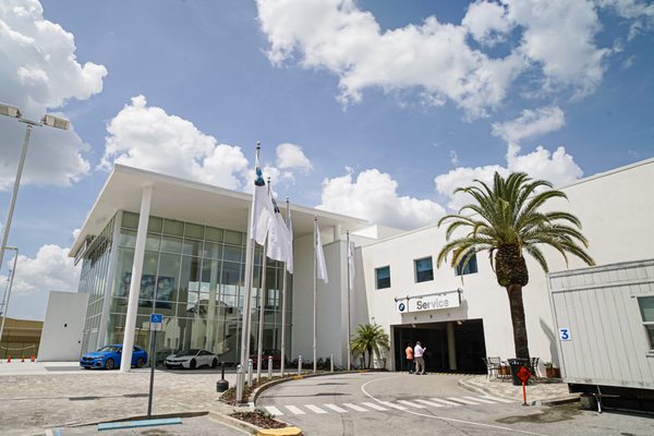 FIELDS BMW WINTER PARK - Updated September 2024 - 179 Photos & 196 ...