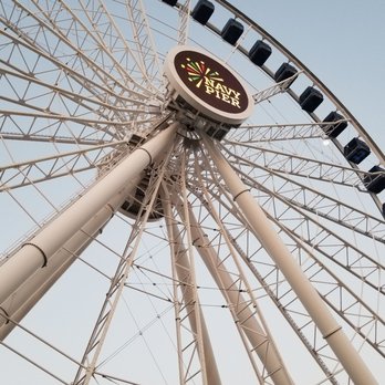 Navy Pier - Ferris wheel - Landmarks & Historical Buildings Near Me - Chicago, Illinois