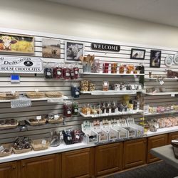 Mary Yoder's Amish Kitchen Bakery & Collectible Gifts - Candy Area