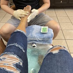 Luxxor Nails and Boutique - Cucumber foot scrub