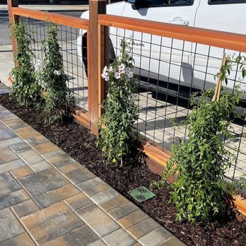Finesse Fence - Fence, Hog Wire Fence - Fences & Gates Near Me