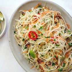 Green Papaya Salad