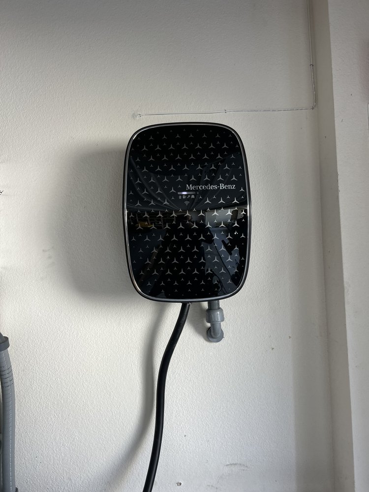 Slide of Volt Tech Electric