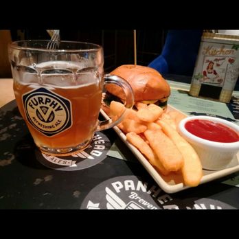 New Hampton - Burger and a beer lunch special - Australian Near Me - Potts Point, NSW New Hampton - Burger and a beer lunch special - Australian Near Me - Potts Point, NSW