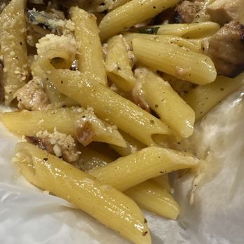 Pino's Pizza Al Centro - All oil , 0 pasta sauce, only thing you taste is pepper, disgusting - Italian Near Me - Phoenix, Arizona