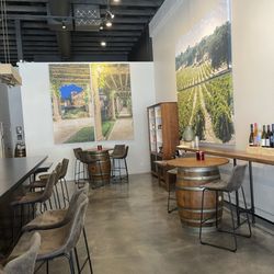 CaliPaso Tasting Room