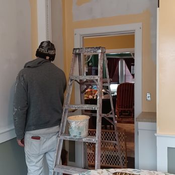 Neal's Painting - So meticulous, Caulking time. - Painters Near Me - Pawtucket, Rhode Island Neal's Painting - So meticulous, Caulking time. - Painters Near Me - Pawtucket, Rhode Island