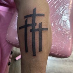 Lola Rose Tattoo Studio - Tattoo