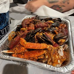 Hot N Crazy Crab - Woooweee  Dinner tonight! Extra hot #B with half a pound of mussels & crawfish. So hot & good!