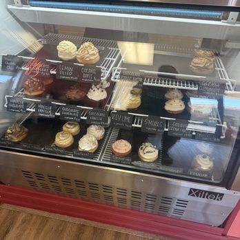 The Cake Cottage - Desserts Near Me - Murrieta, California The Cake Cottage - Desserts Near Me - Murrieta, California