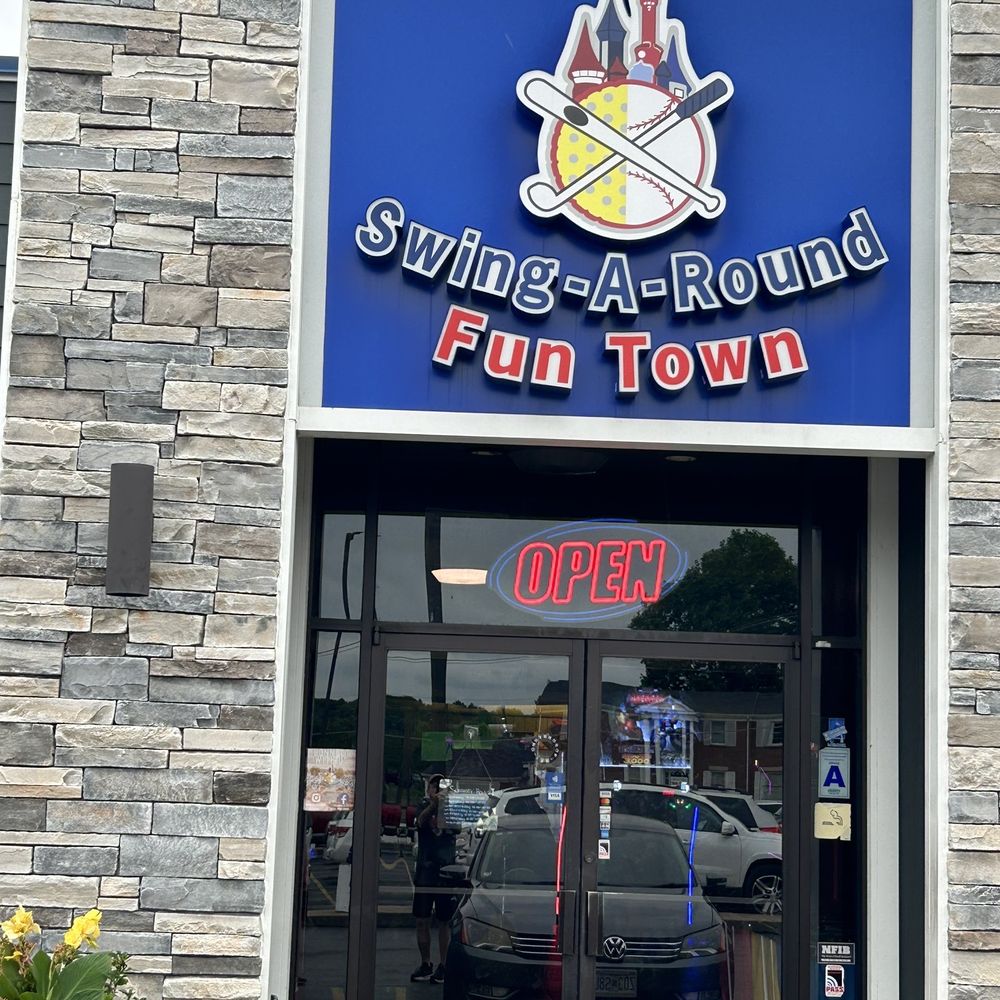 Swing-A-Round Fun Town - Store front - Mini Golf Near Me - Fenton, Missouri Swing-A-Round Fun Town - Store front - Mini Golf Near Me - Fenton, Missouri
