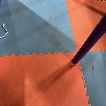 The Rush Fun Park - Looks how gross the floor is - Trampoline Parks Near Me - Peoria, Arizona The Rush Fun Park - Looks how gross the floor is - Trampoline Parks Near Me - Peoria, Arizona
