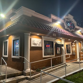 De Luca's Restaurant - Exterior pic - Italian Near Me - Whittier, California De Luca's Restaurant - Exterior pic - Italian Near Me - Whittier, California