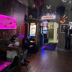 Bob's Tavern
