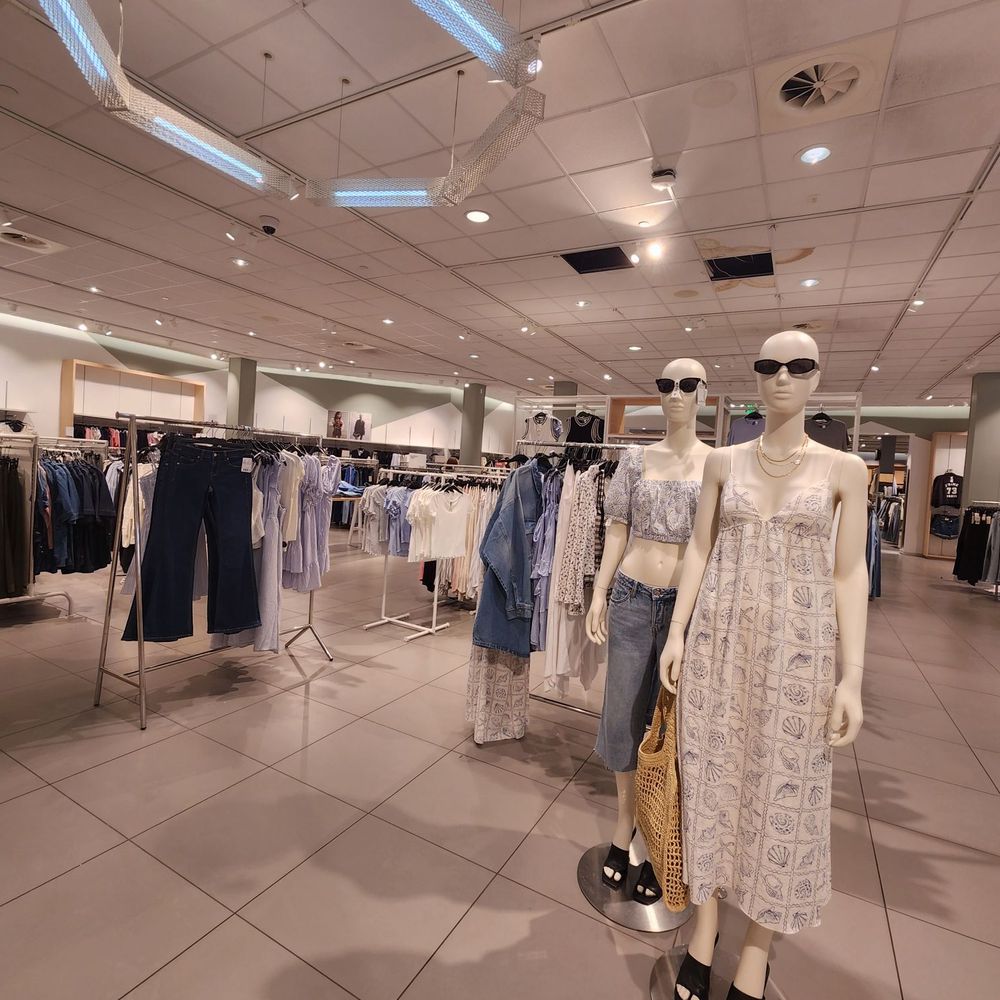 H&M - Men's Clothing Near Me - Miami, Florida H&M - Men's Clothing Near Me - Miami, Florida