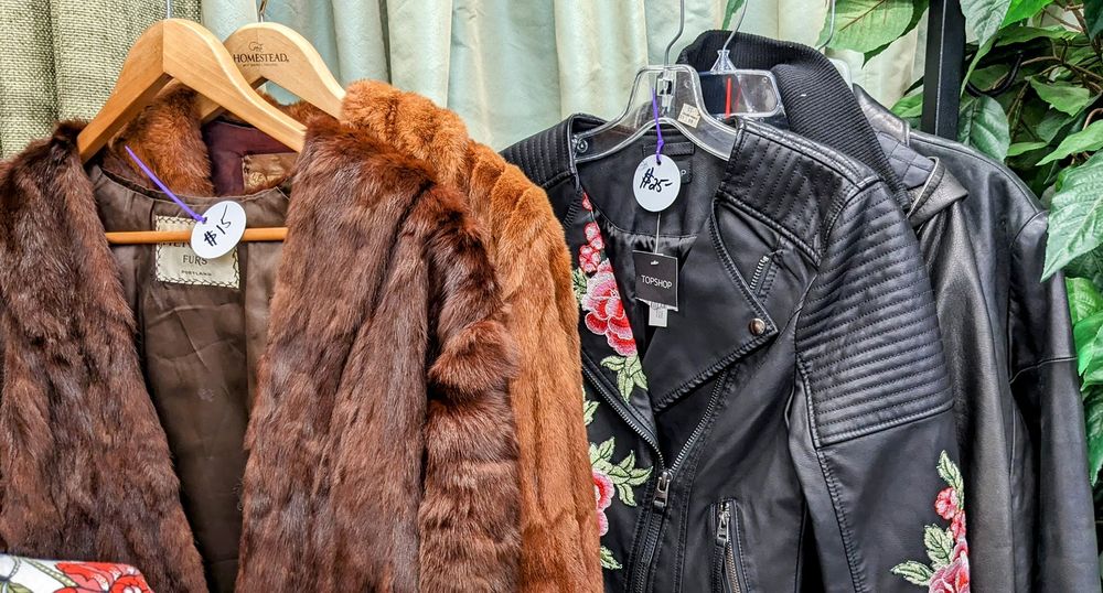 BARGAIN BOX OF CROSSPOINT Updated August 2024 32 Photos & 11